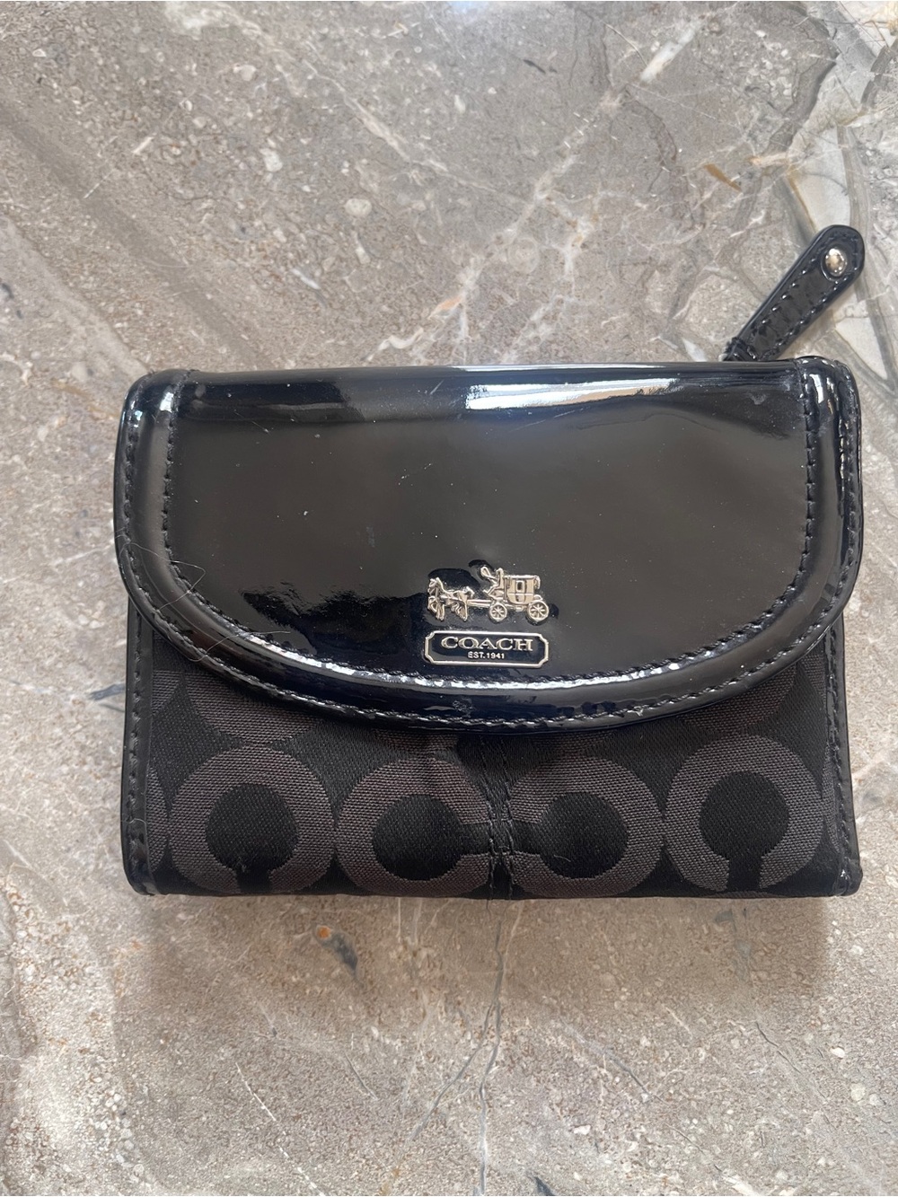 COACH Black Signature Patent Trim medium Wallet